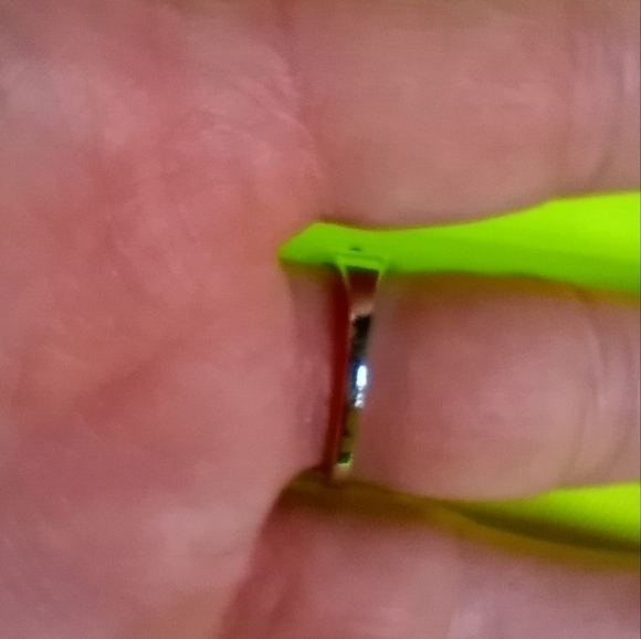 Silvertone red crystal ring size 10 - Picture 4 of 5